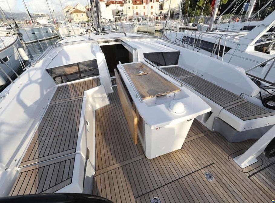 Beneteau Oceanis 46.1