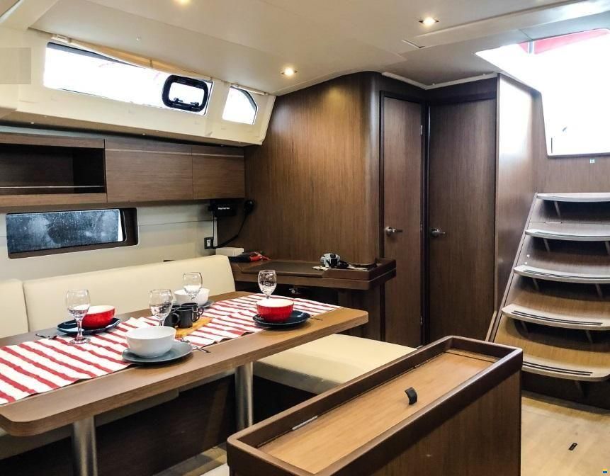 Beneteau Oceanis 46.1