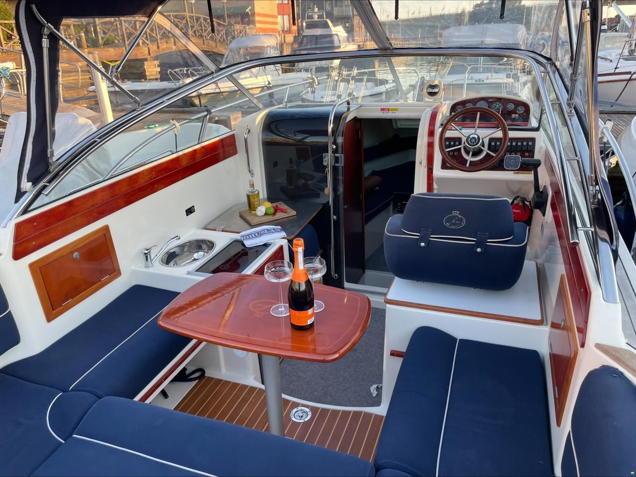 Aquador 23 DC