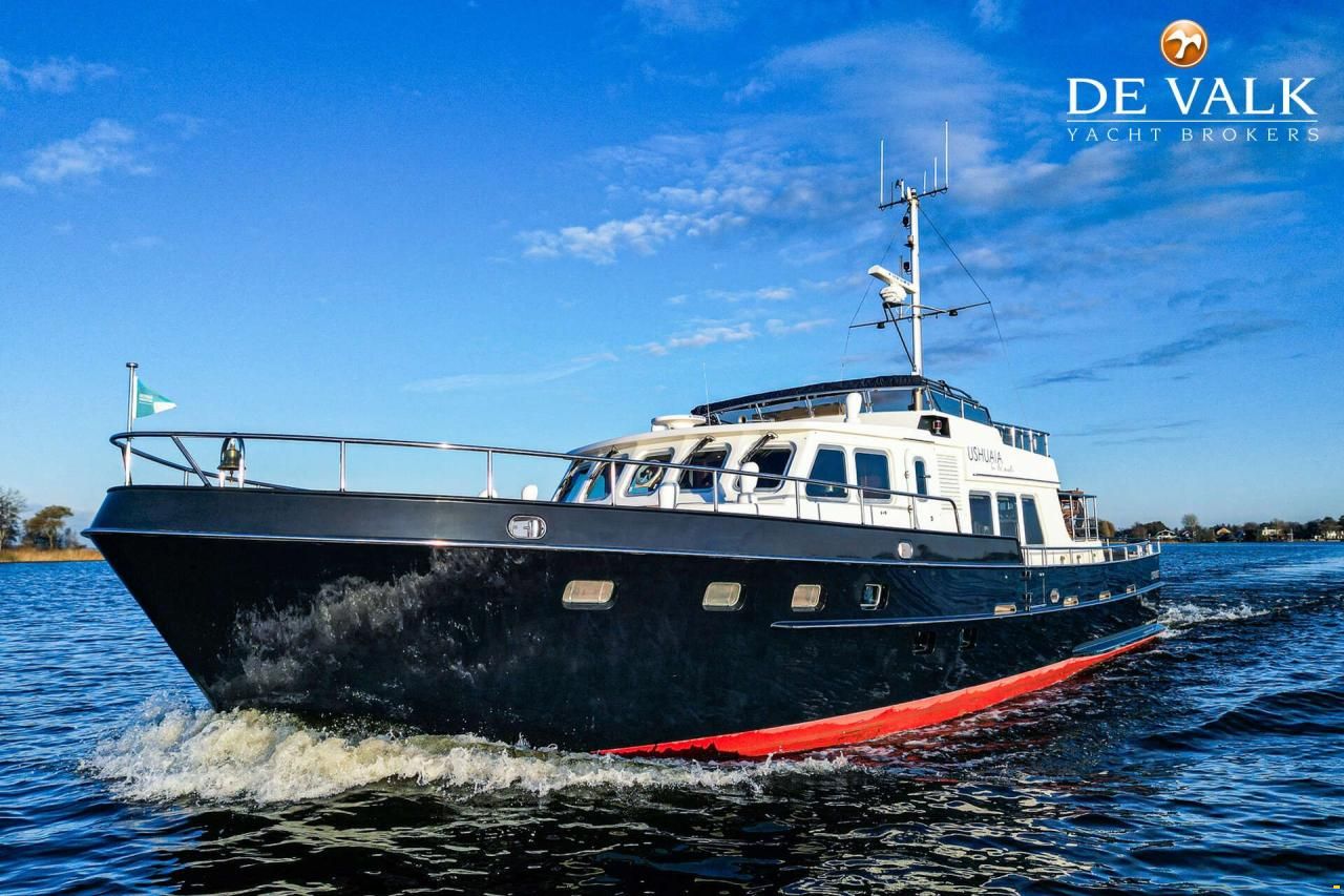 Altena Blue Water Trawler 58