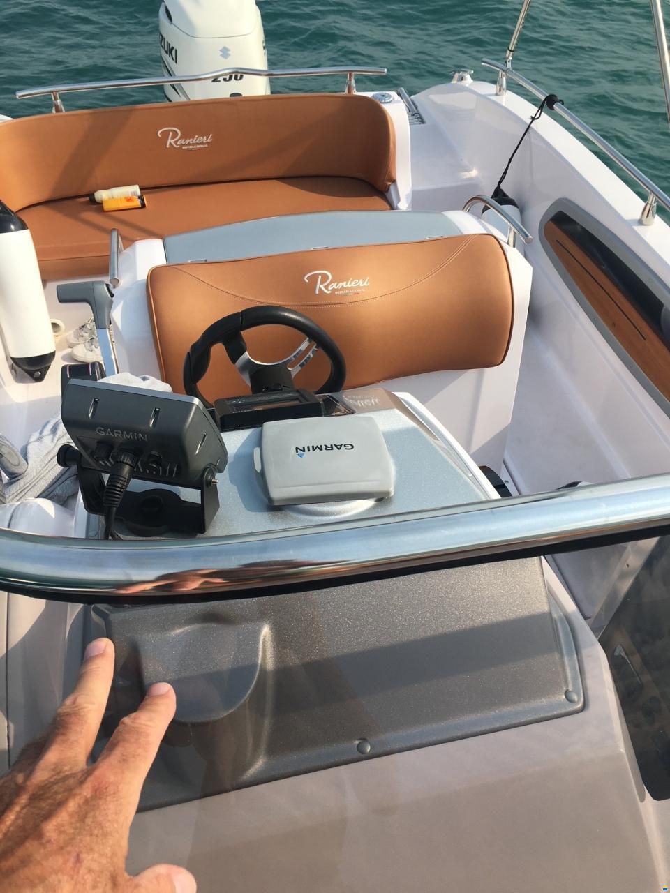 Ranieri Shadow 24