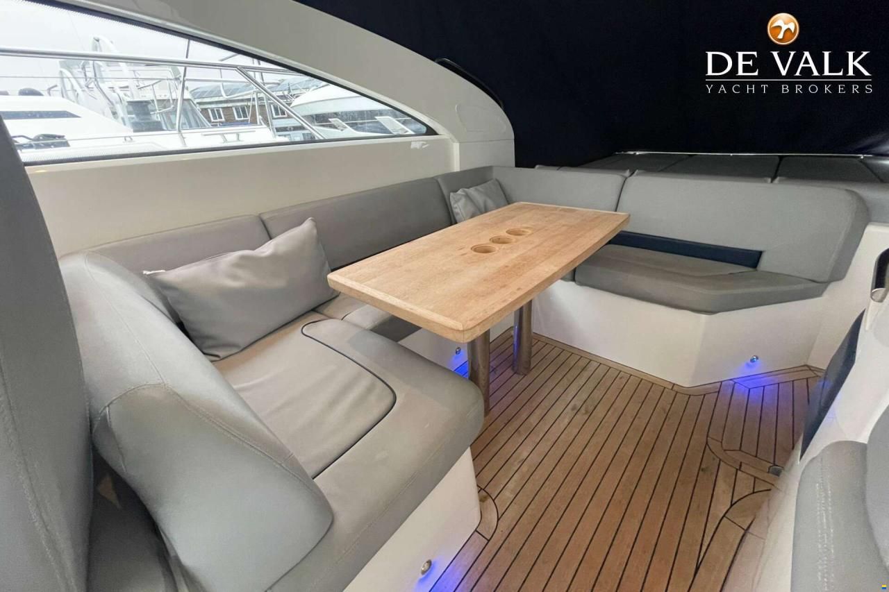 Princess V42