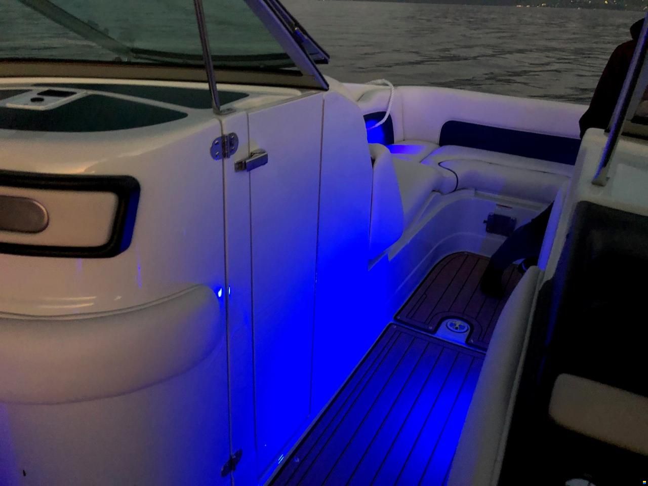Crownline E4