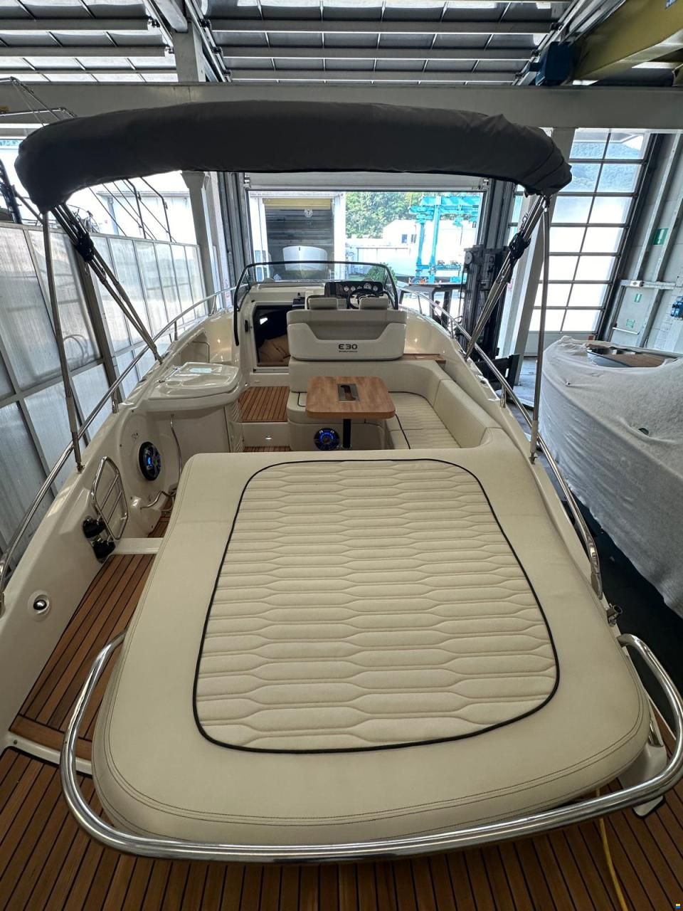 Cranchi Endurance 30