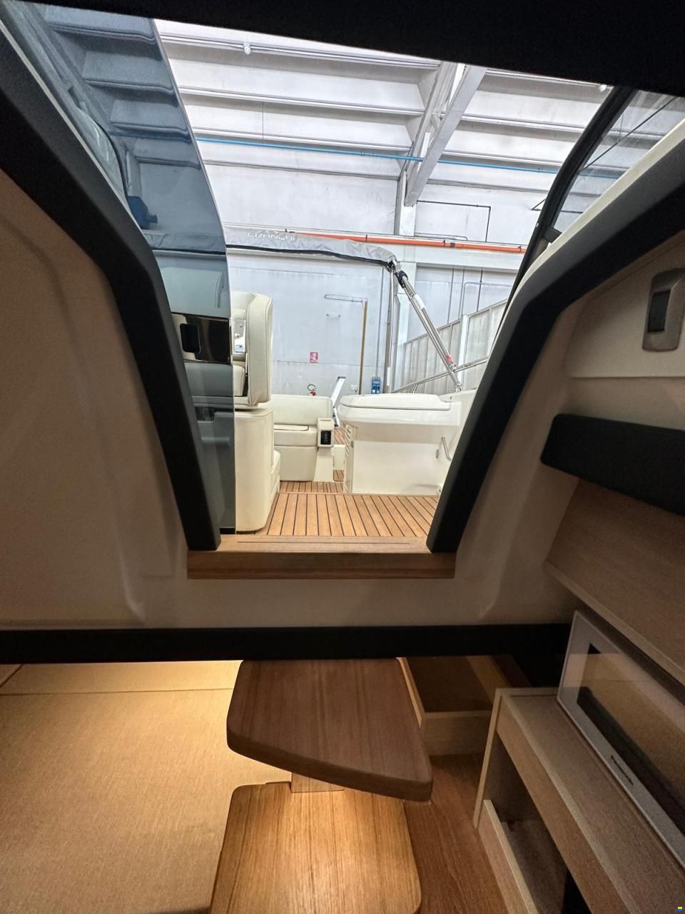 Cranchi Endurance 30