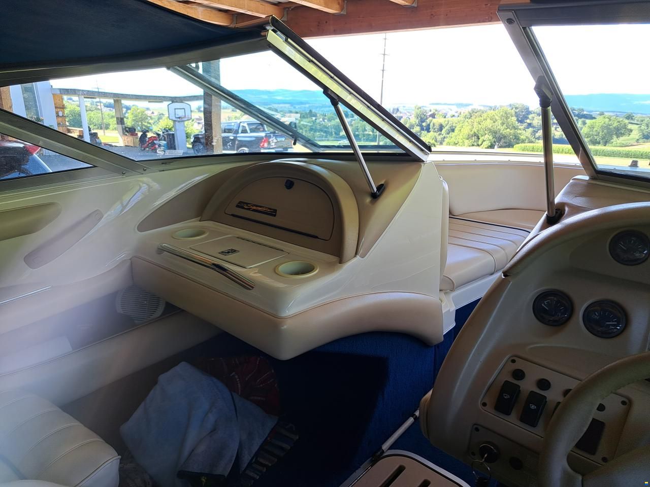 Mercury Sea Ray 200 br