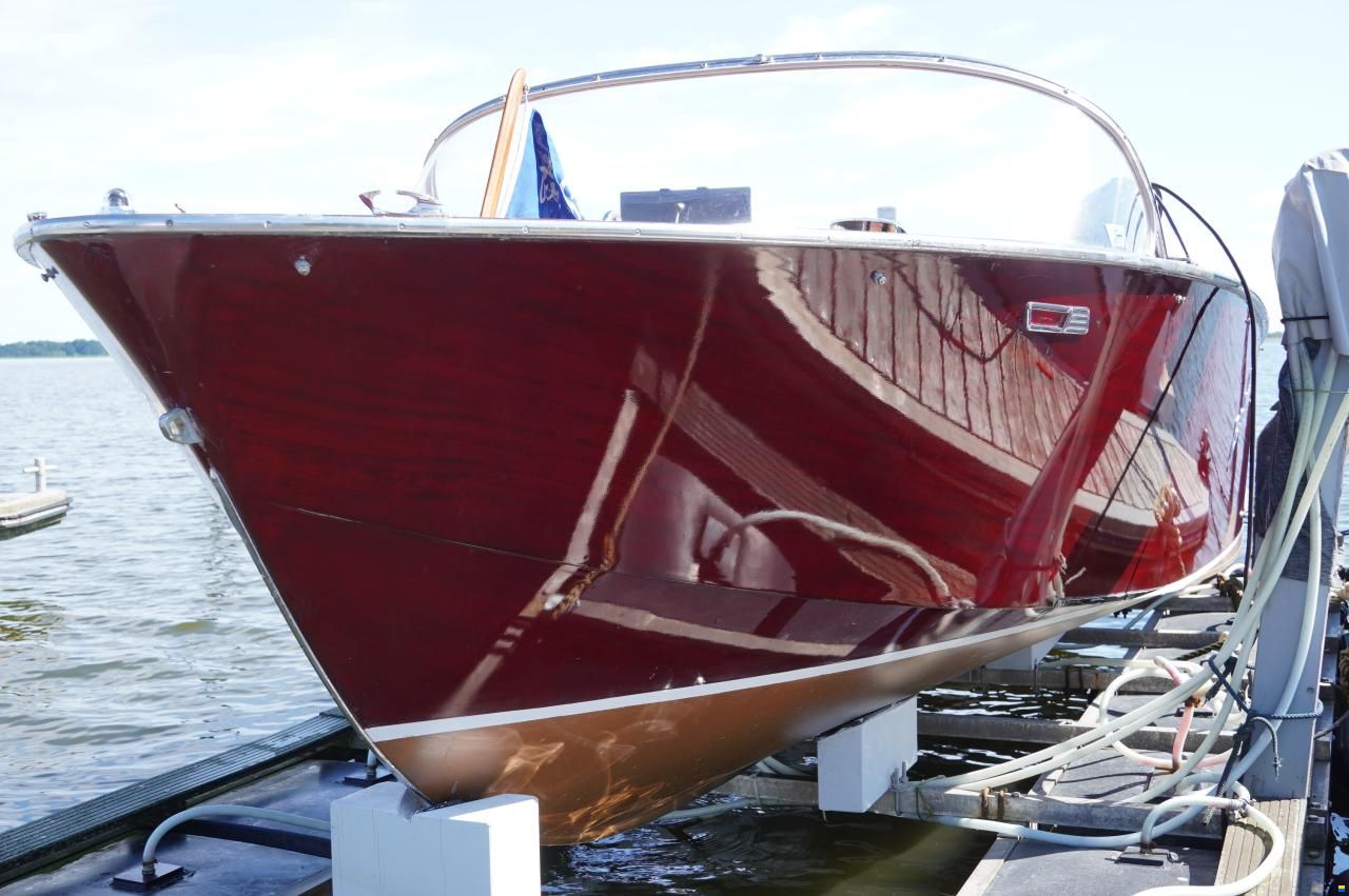 Boesch 580 Wasserski Spezial