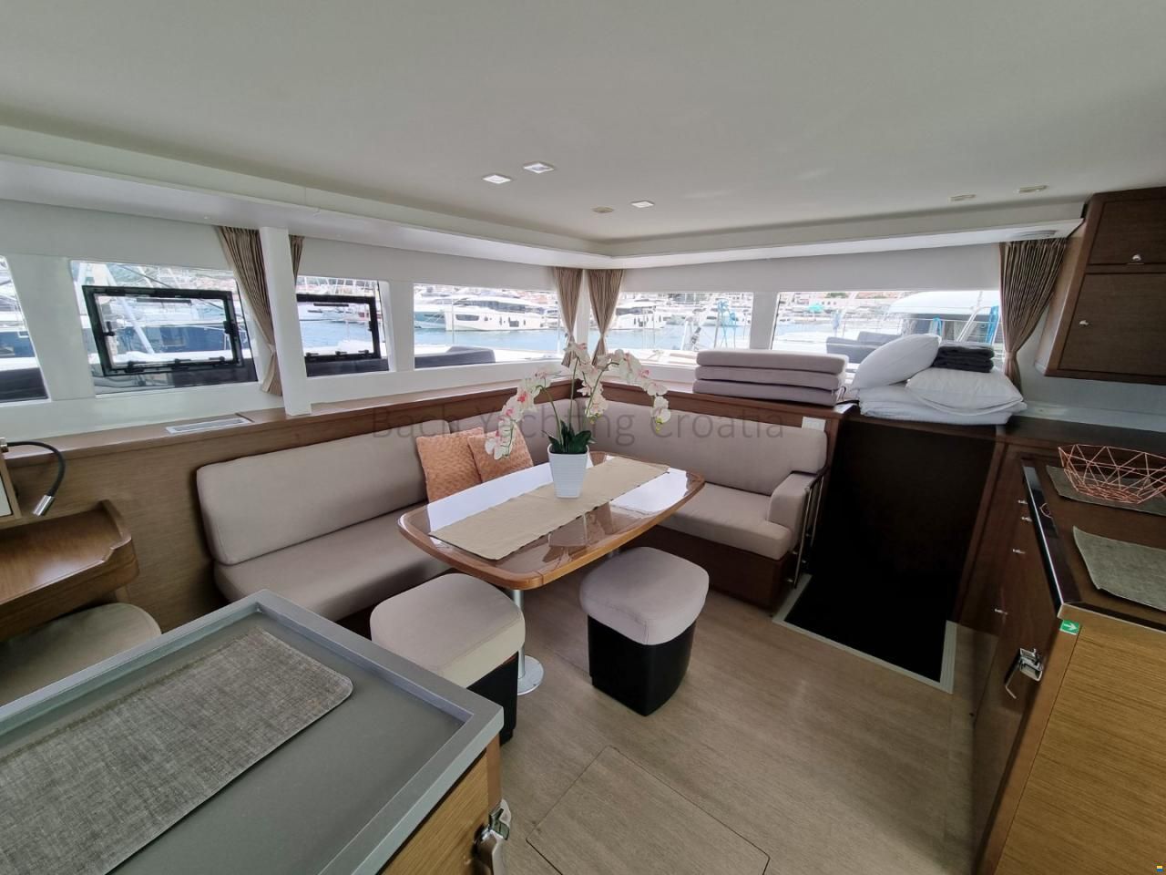 Lagoon 450 s