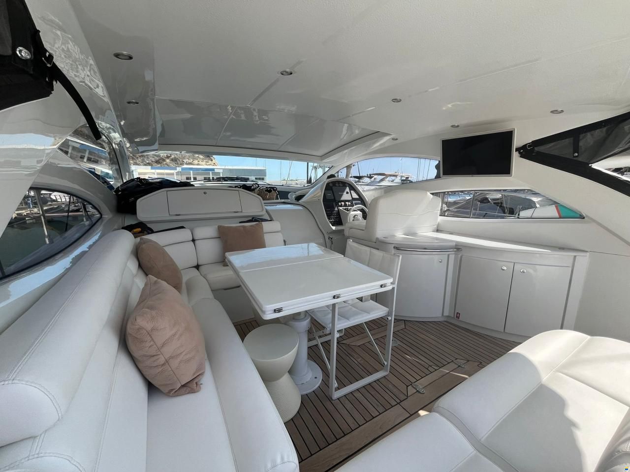 Pershing 50
