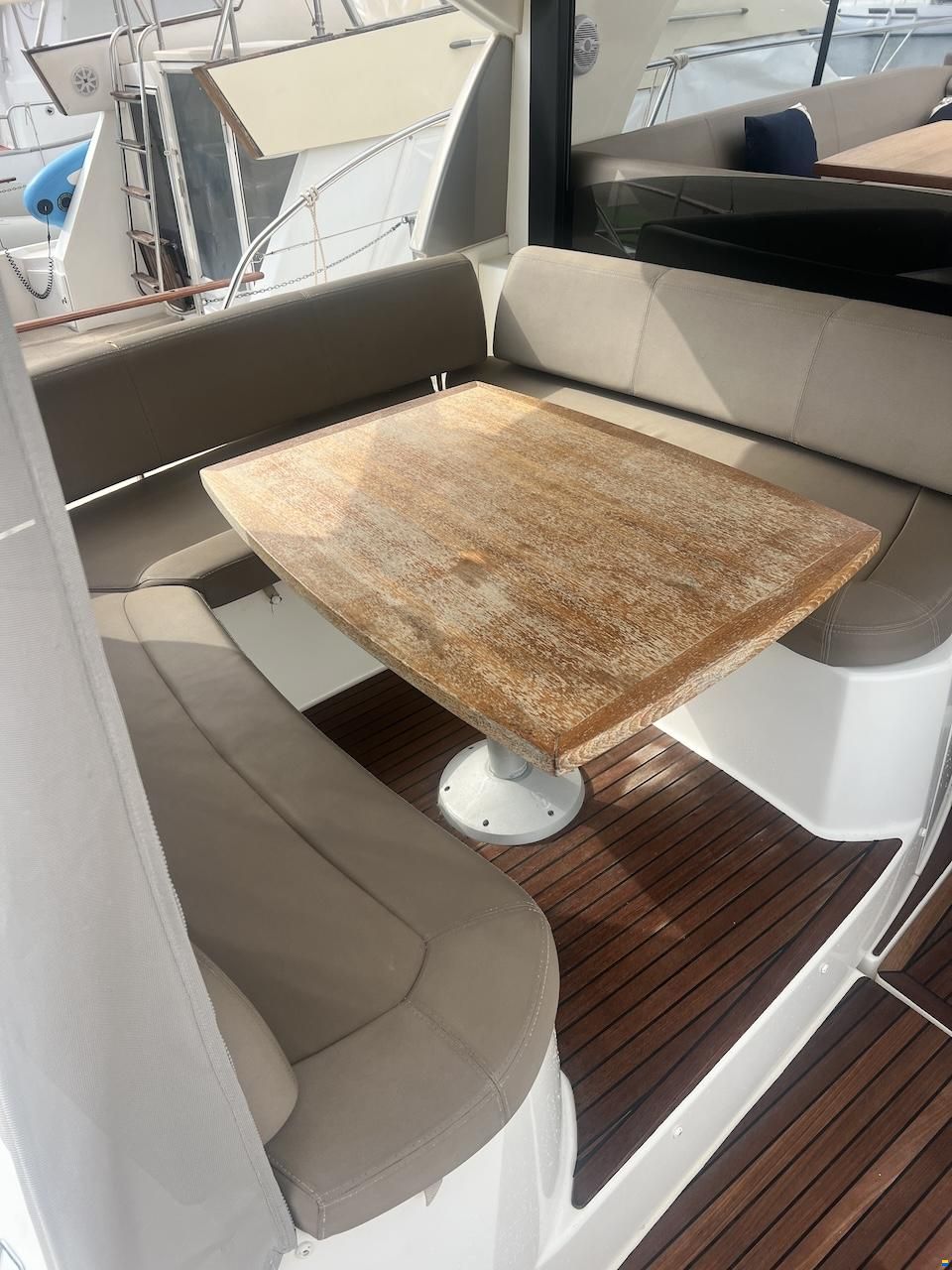 Prestige 390 S