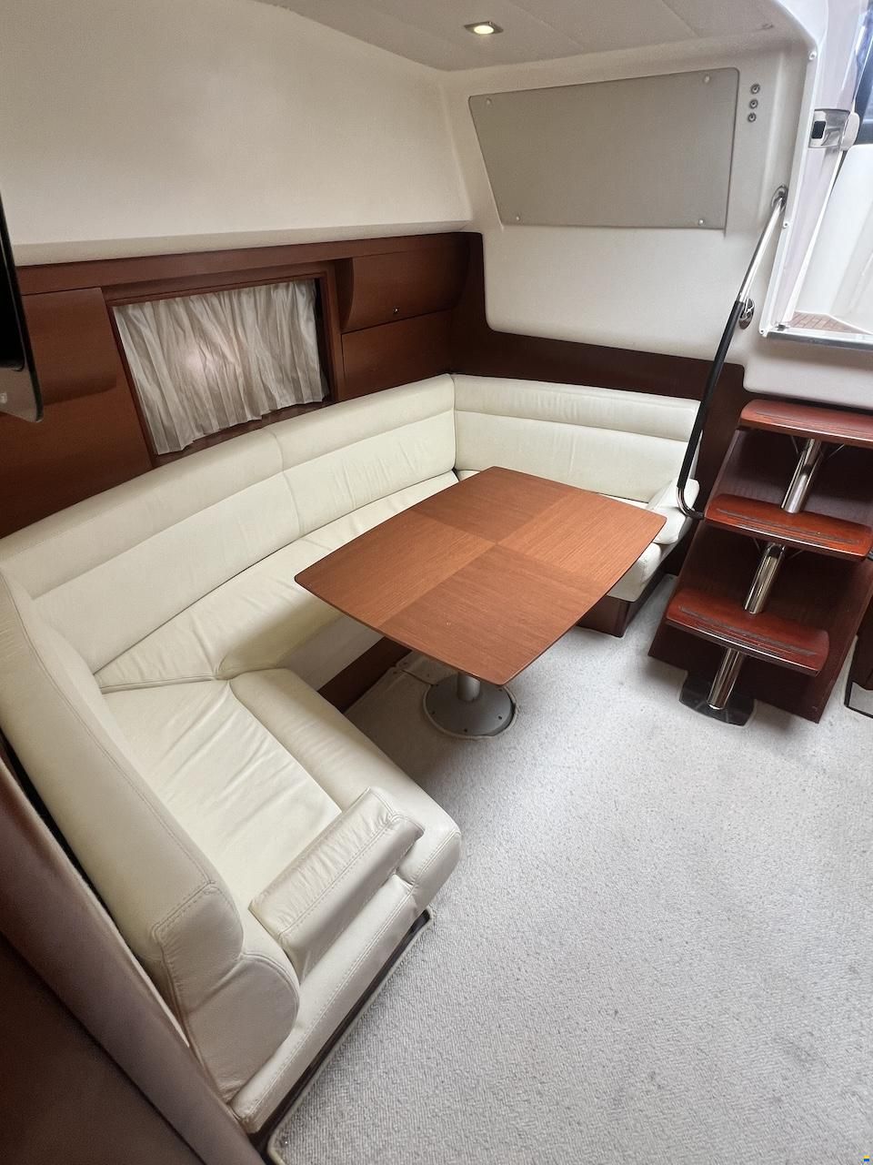 Prestige 390 S