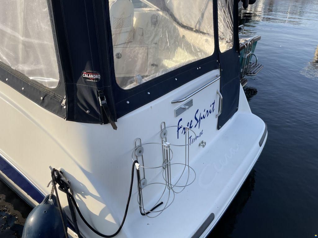 Bayliner 245 SB
