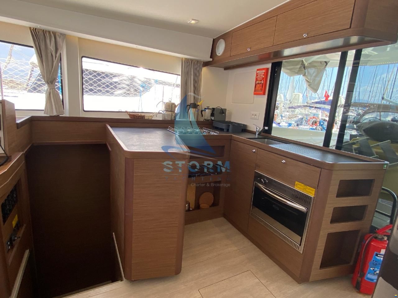Lagoon 42