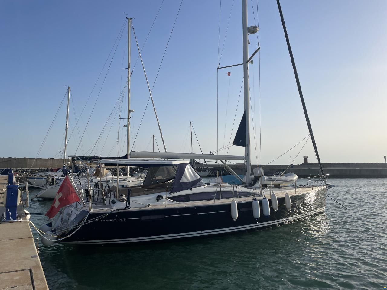 Jeanneau 53