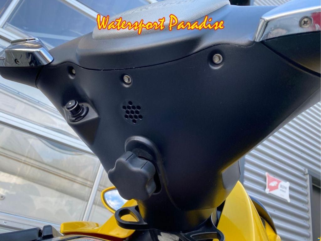 Sea-Doo RXT 215