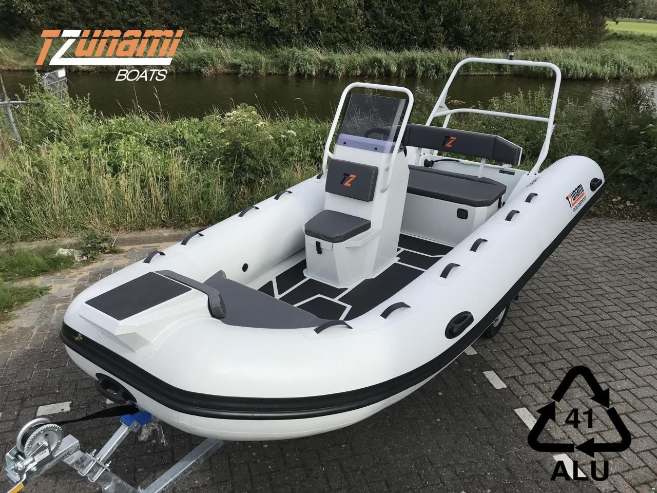 Tzunami Rib TZ 450 Tender