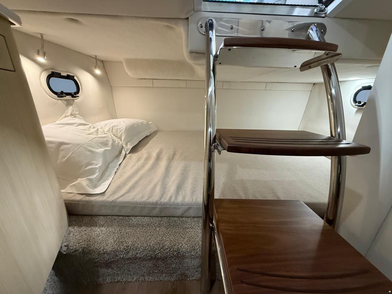 Regal 26 Express