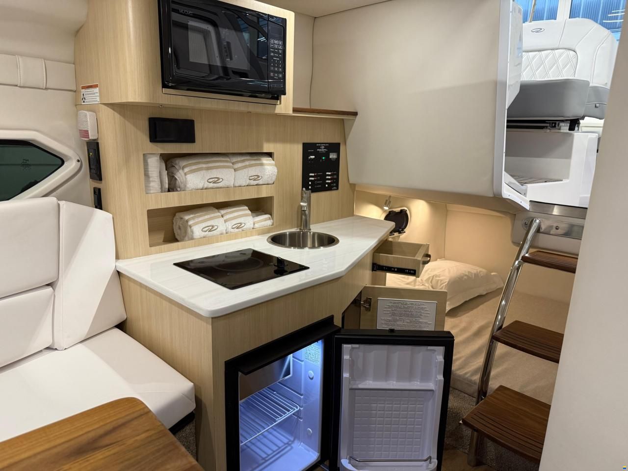 Regal 26 Express