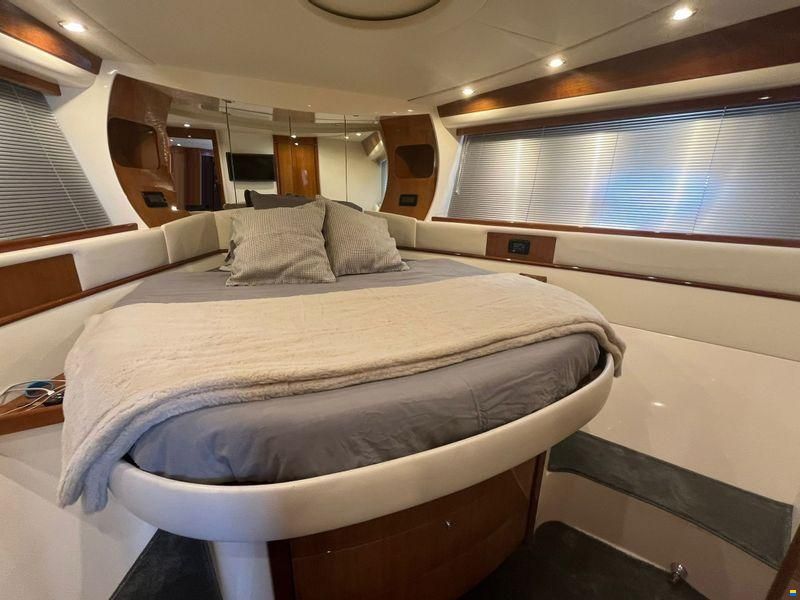 Pershing 50
