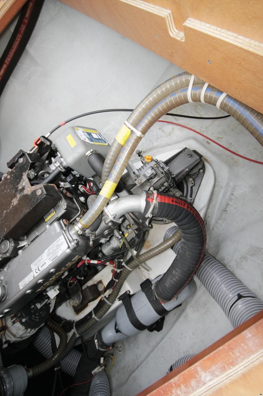 Lagoon 39