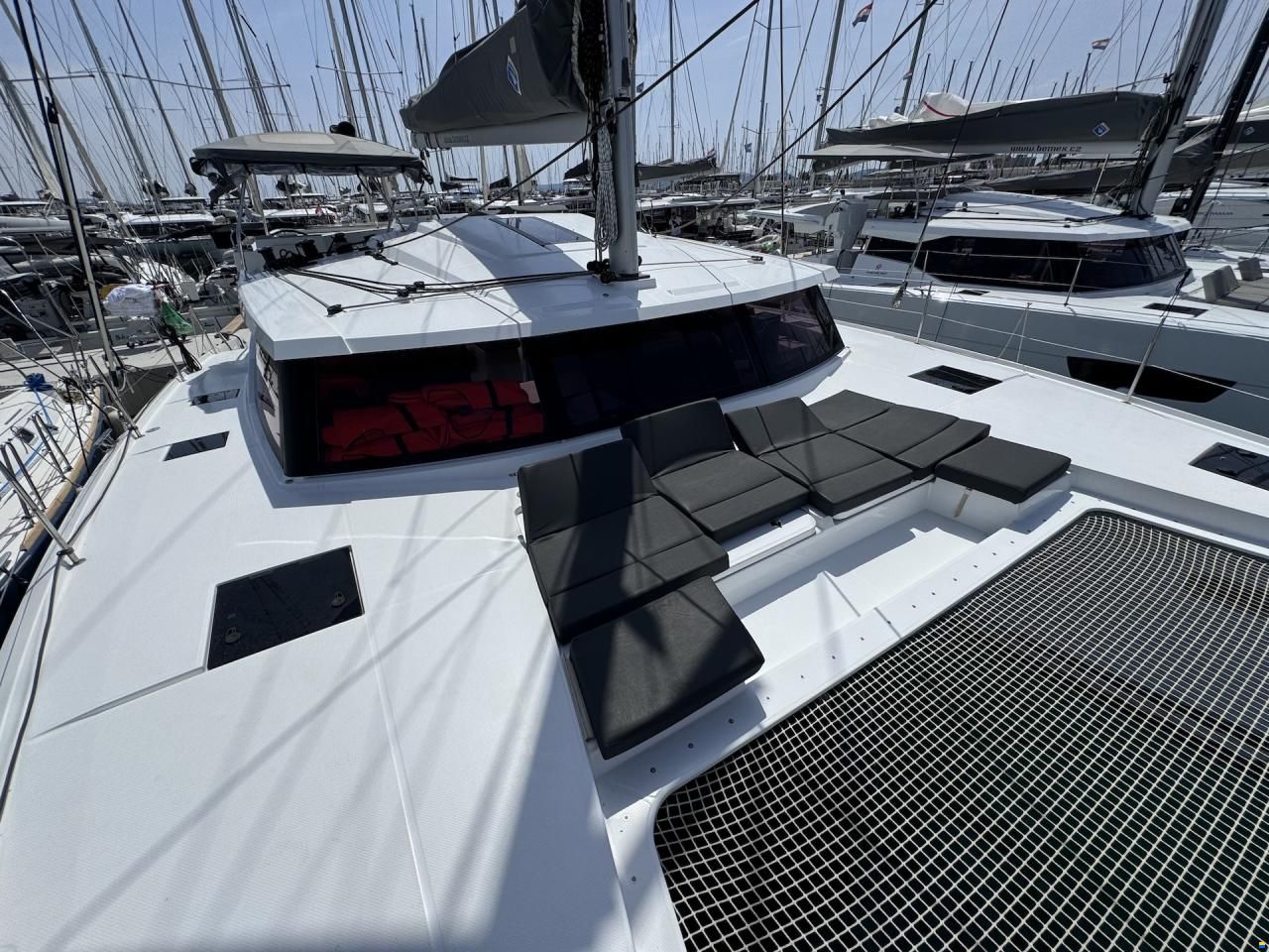 Fountaine Pajot ASTR&Eacute;A 42