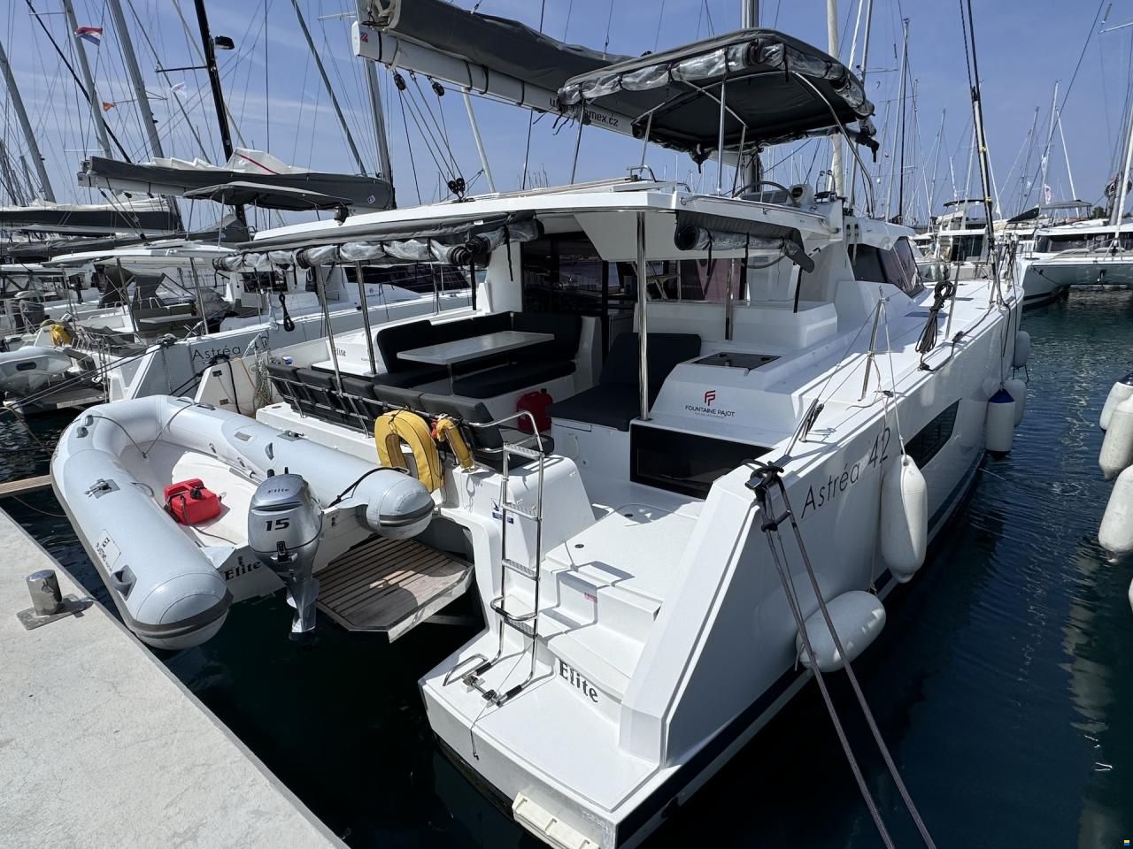 Fountaine Pajot ASTR&Eacute;A 42
