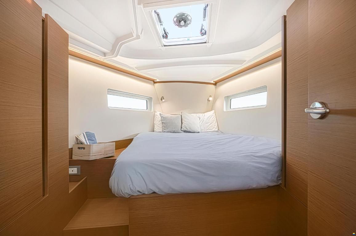 Jeanneau Sun Odyssey 380