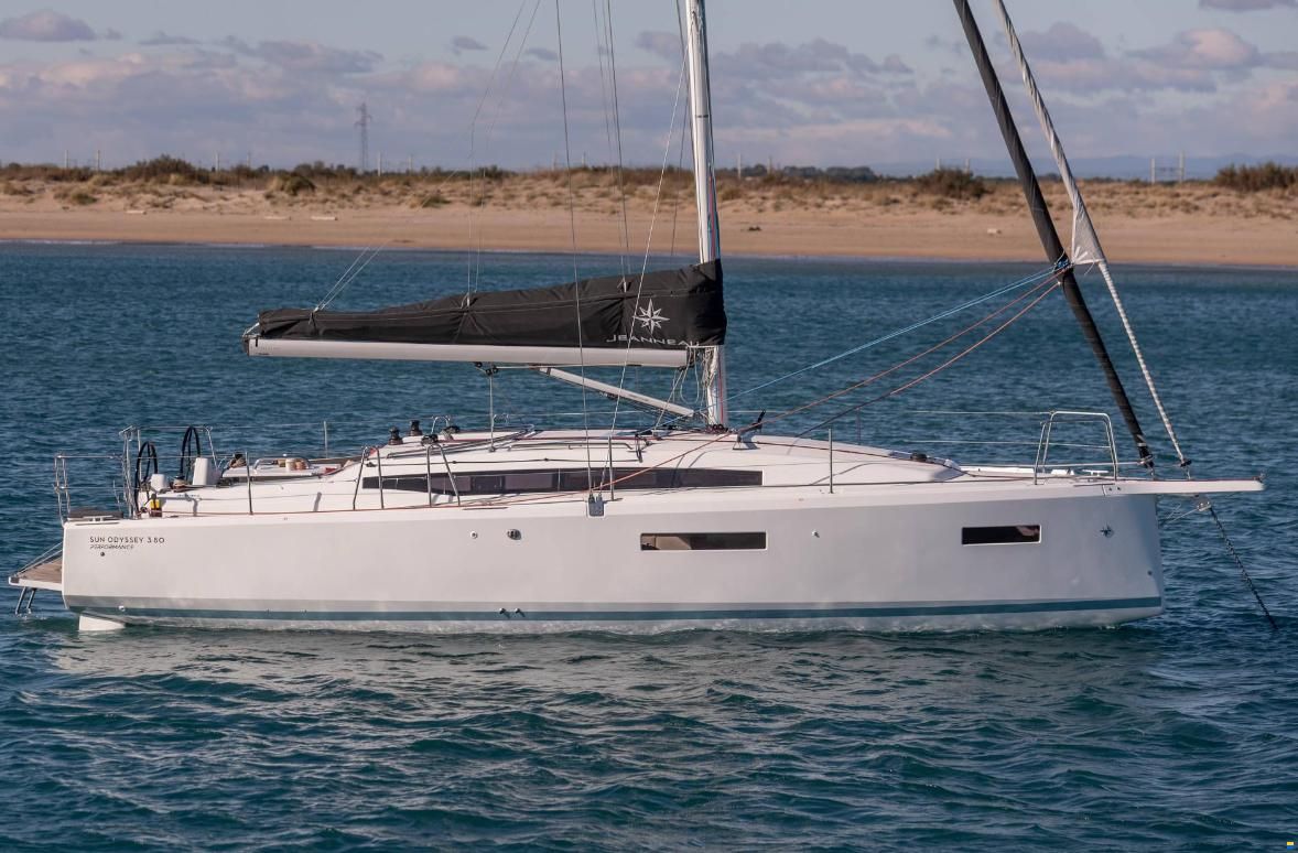 Jeanneau Sun Odyssey 380