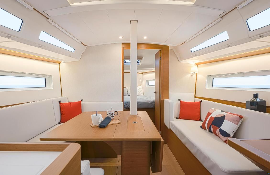 Jeanneau Sun Odyssey 380