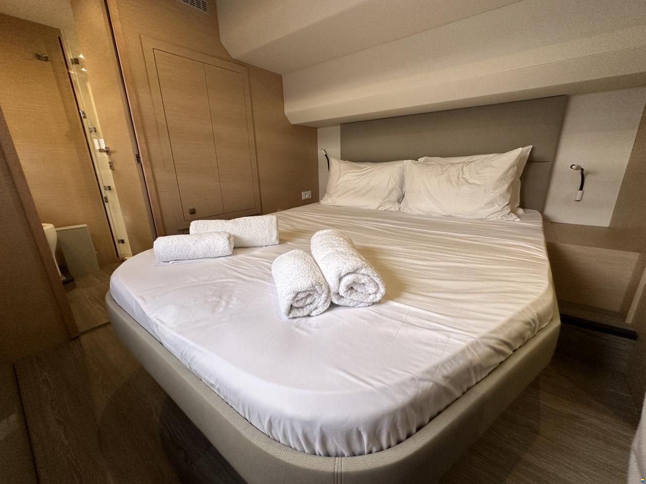 Fountaine Pajot MY 44