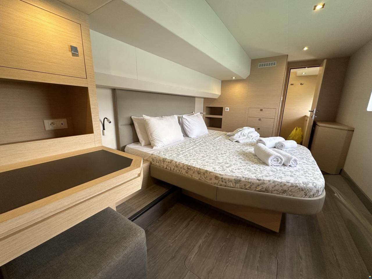 Fountaine Pajot MY 44
