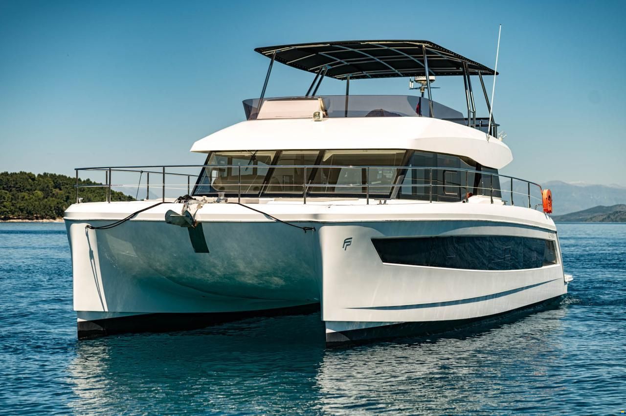 Fountaine Pajot MY 44