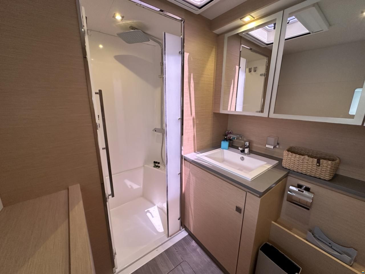 Fountaine Pajot MY 44
