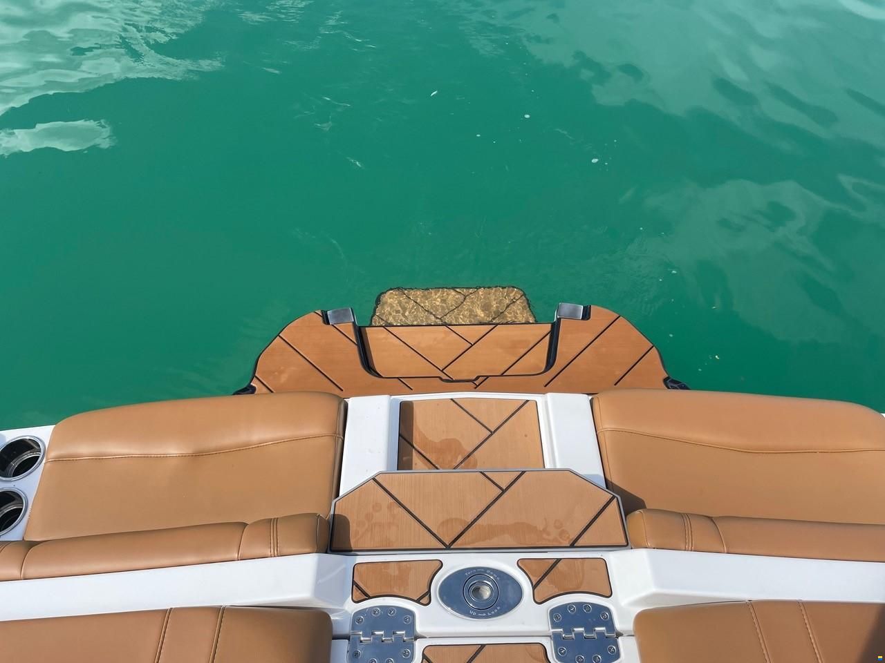 Malibu 23 LSV Wakesetter