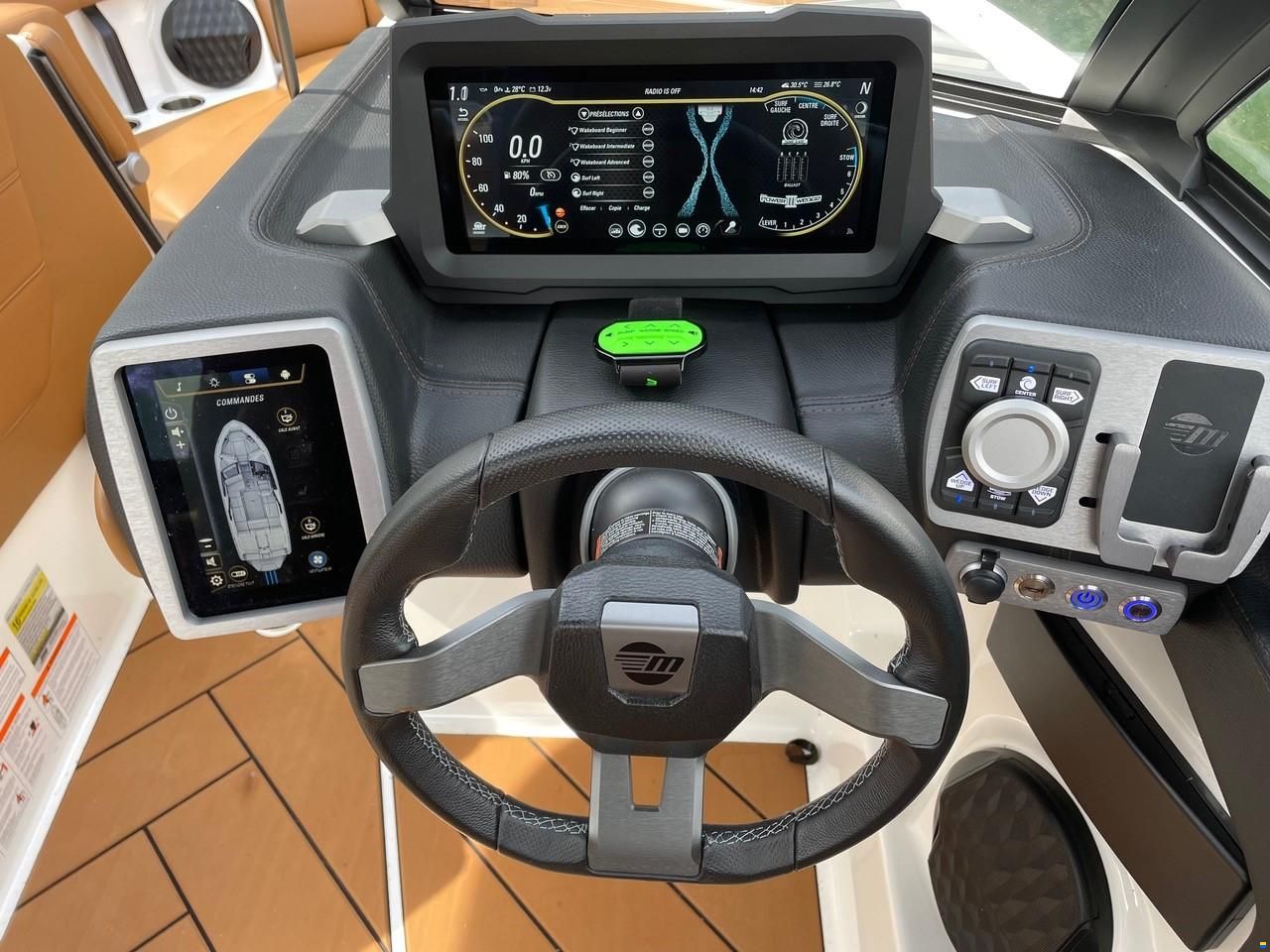 Malibu 23 LSV Wakesetter