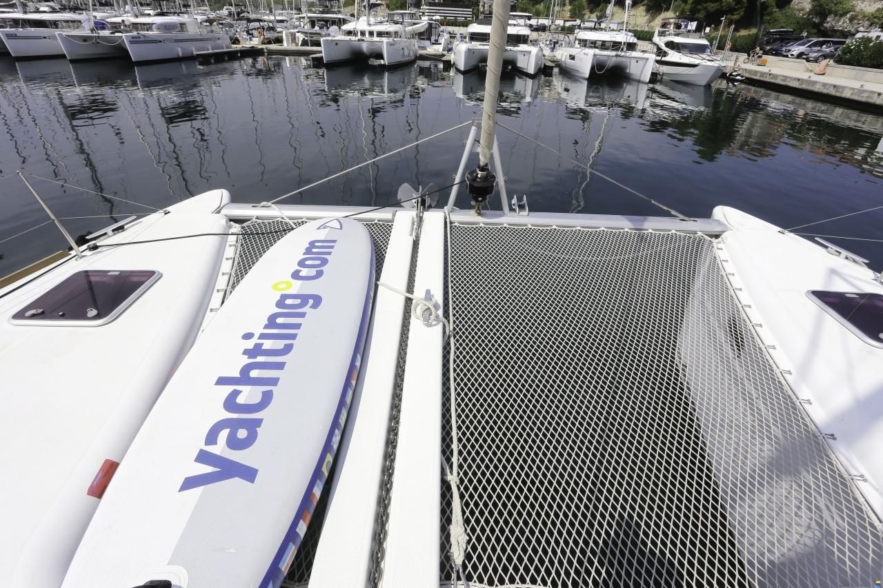 Lagoon 400