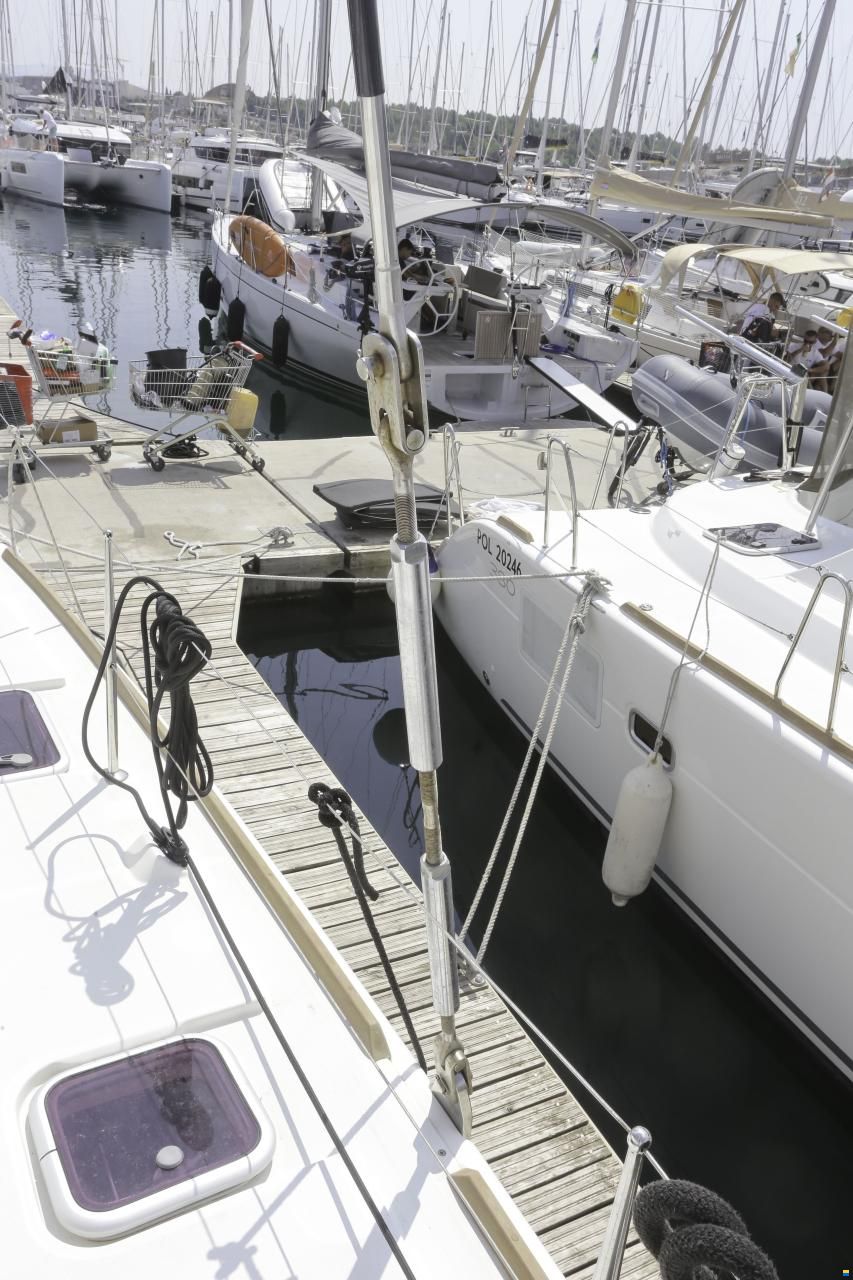 Lagoon 400