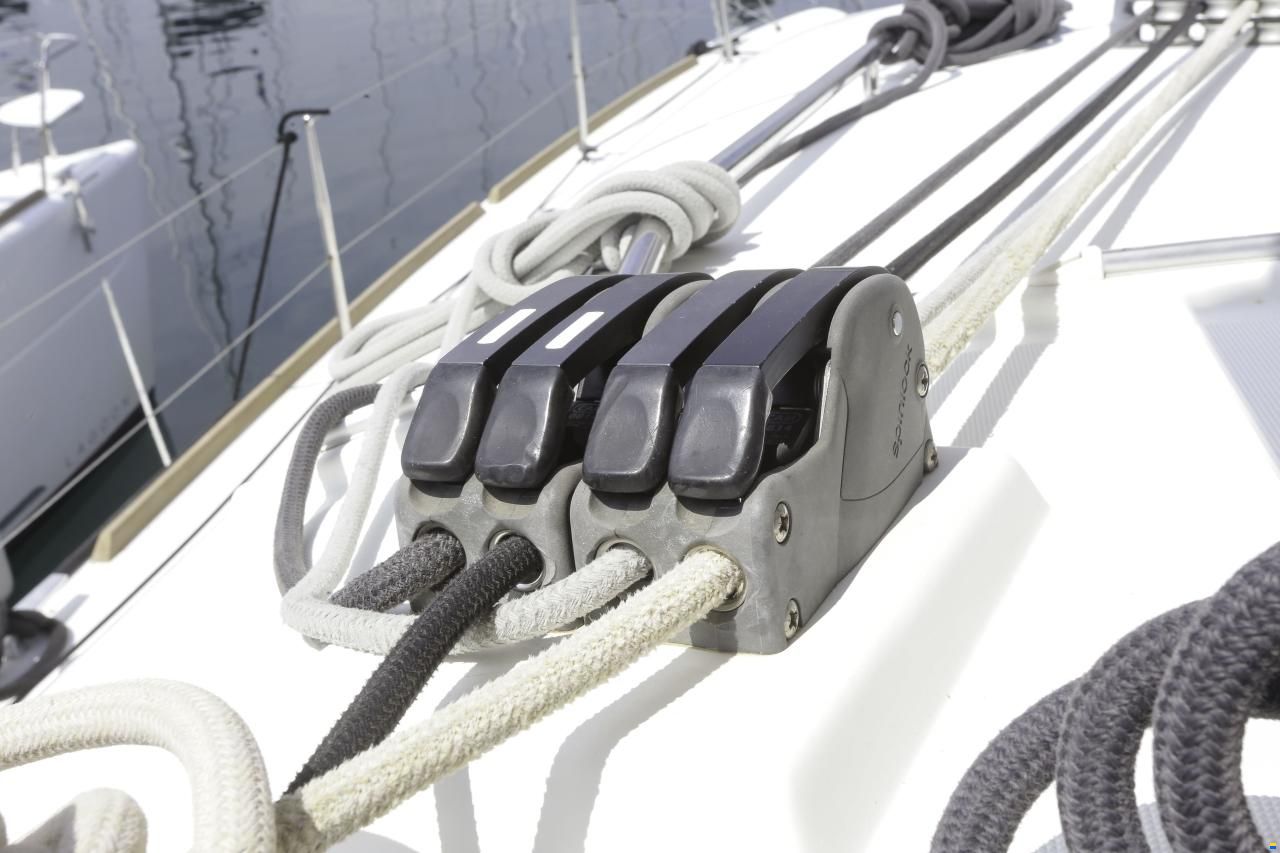 Lagoon 400