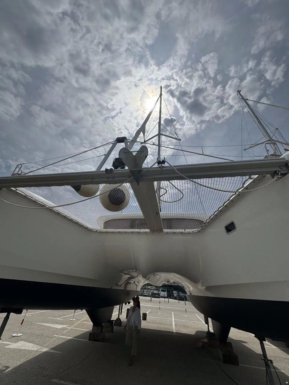 Lagoon 42