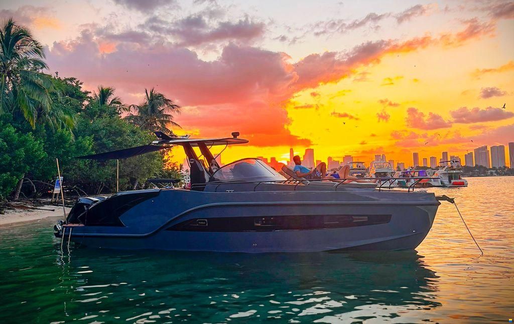 Grand Ocean 37