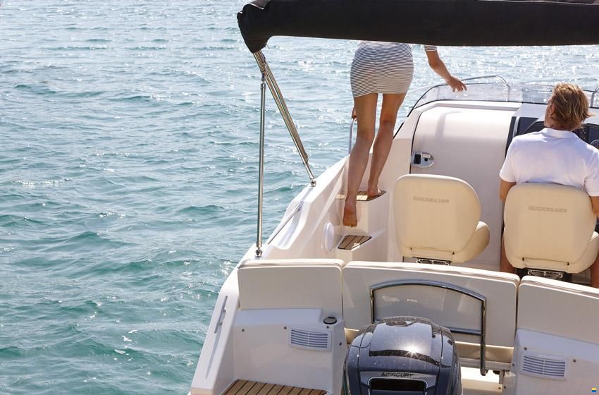 Quicksilver 555 Cabin/115 CV prêt à naviguer