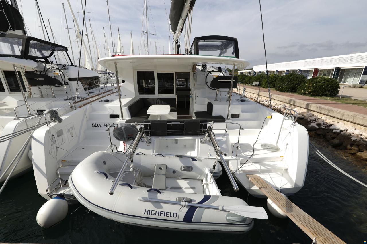 Lagoon 40