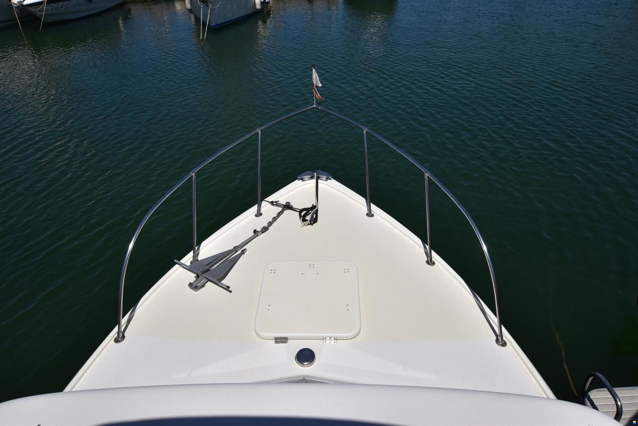 Bertram 31 FLY Cruiser