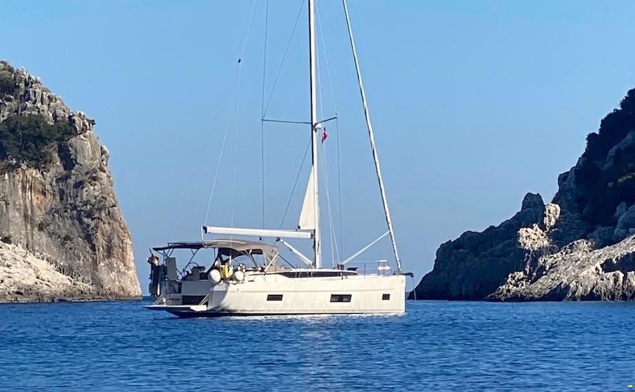 Bavaria C45 Style