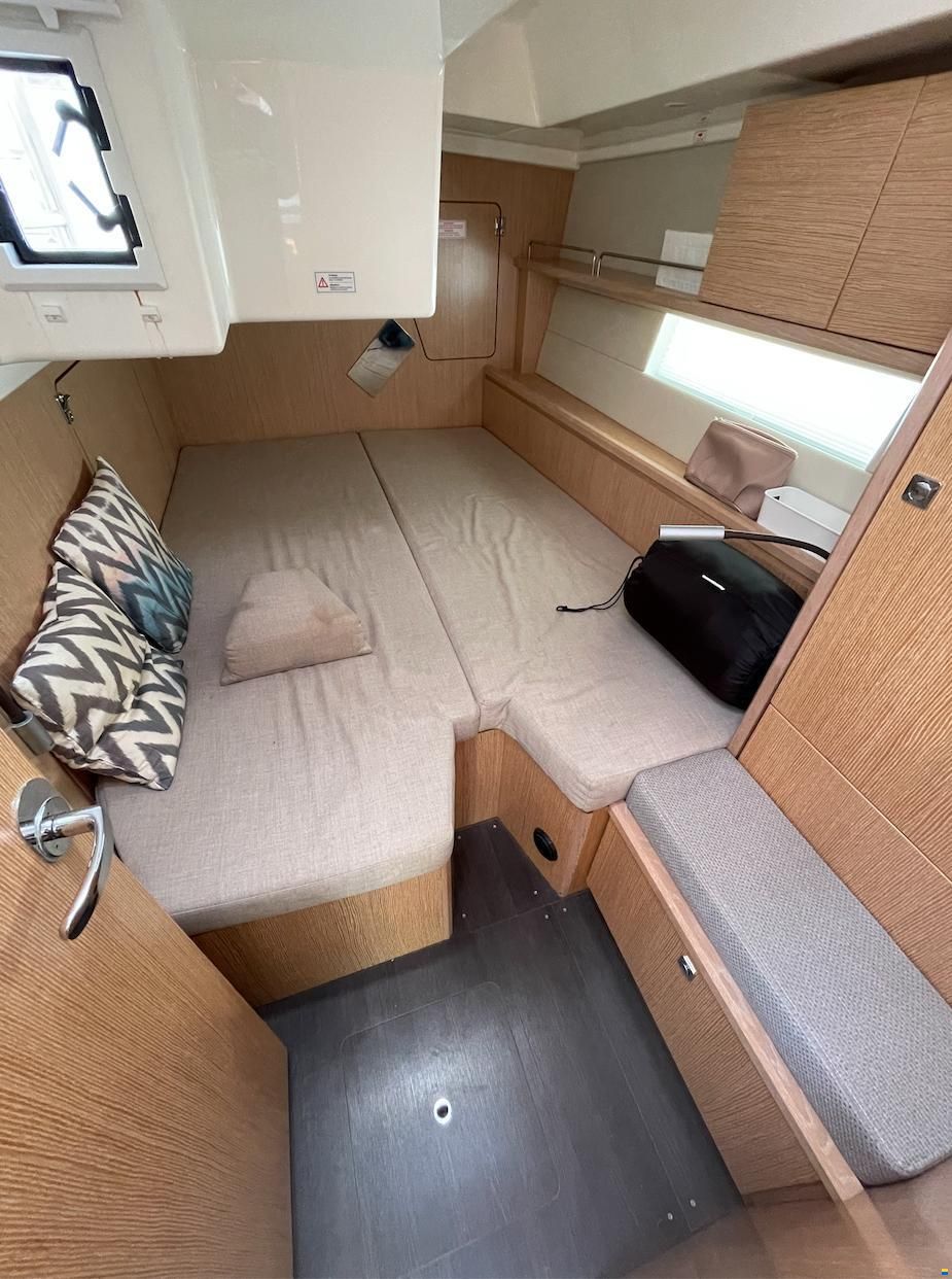 Bavaria C45 Style