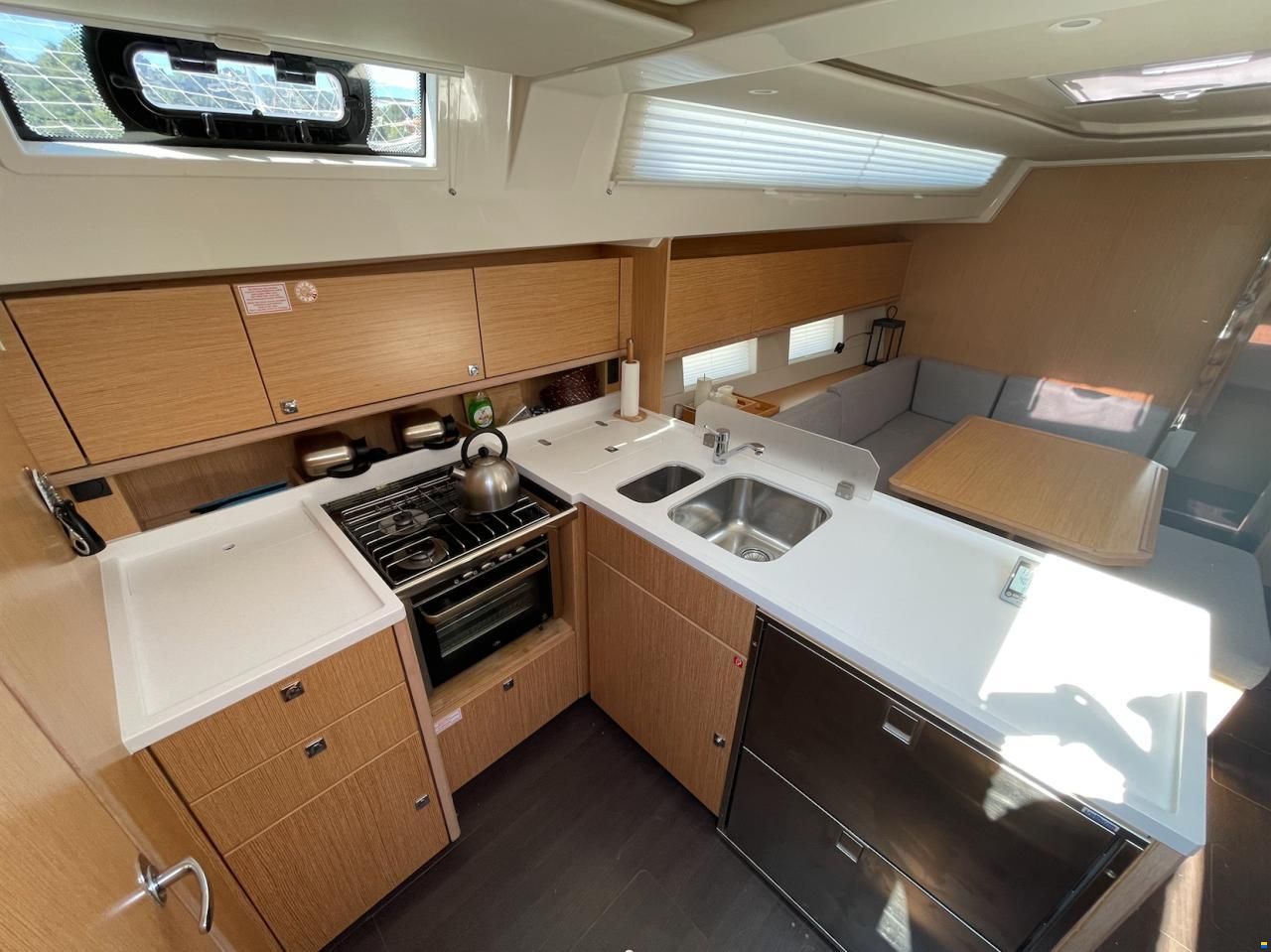 Bavaria C45 Style