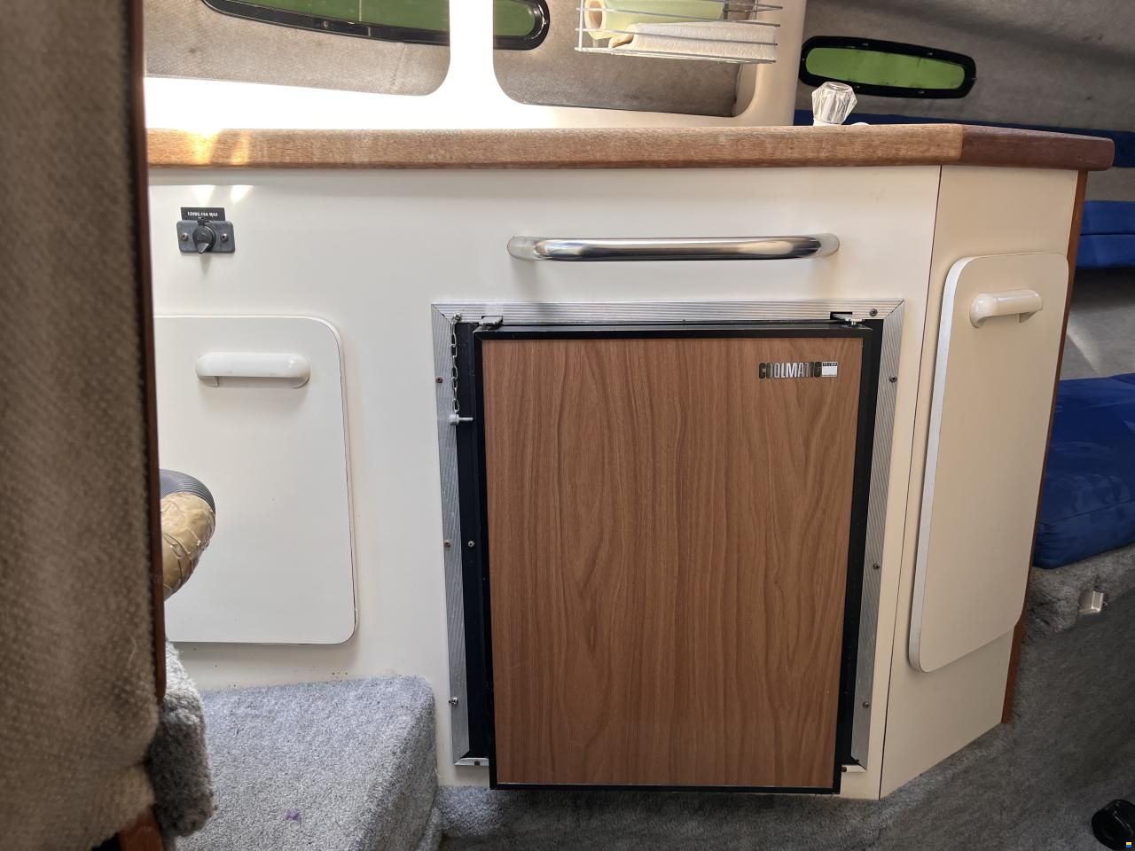 Sea Ray 230 Sundancer