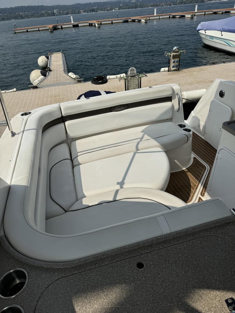Rinker 280