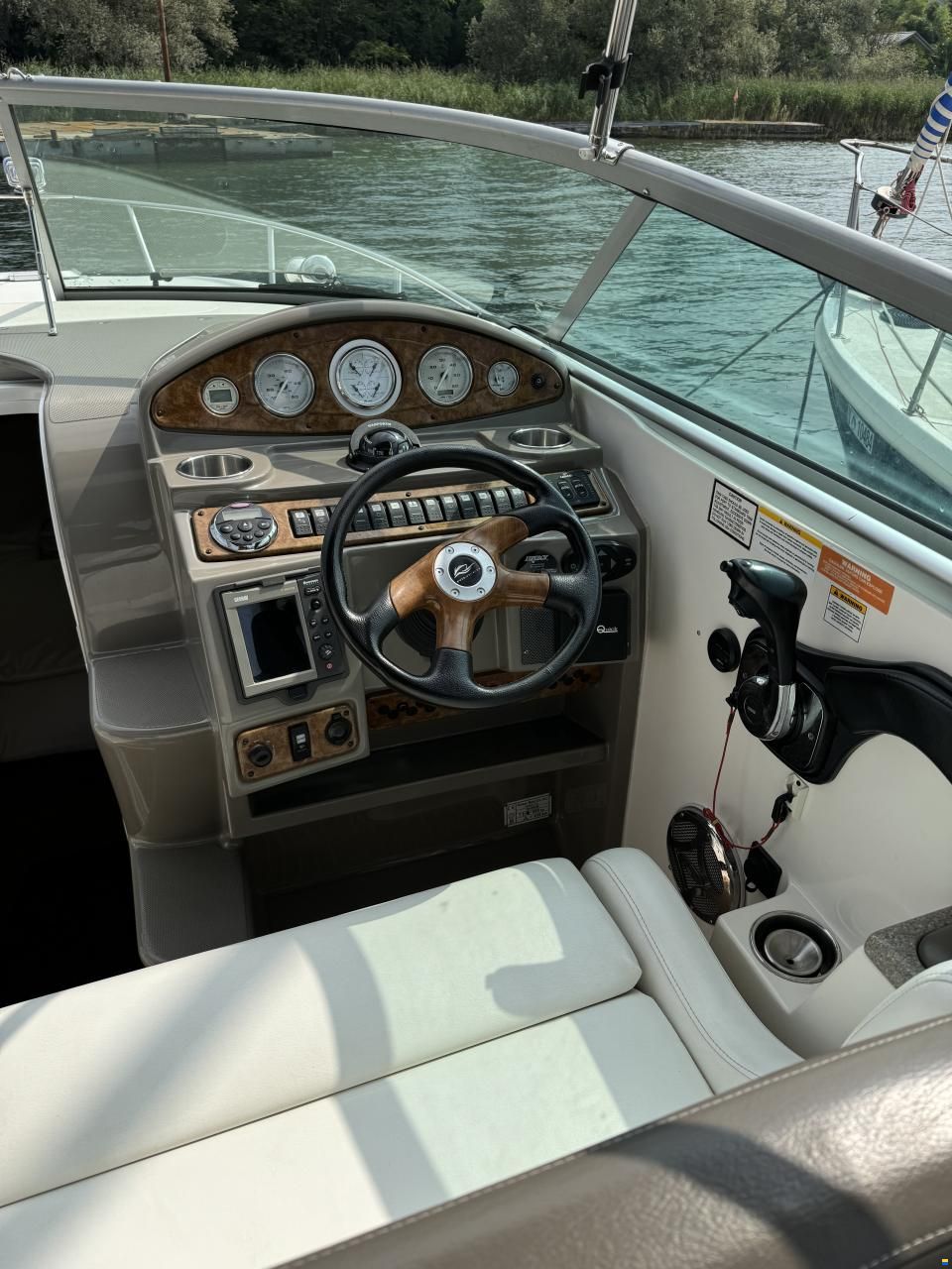Rinker 280