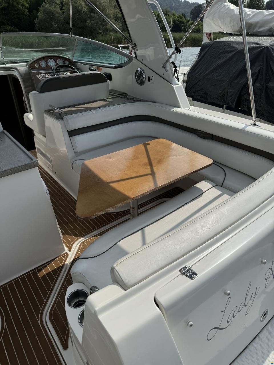 Rinker 280
